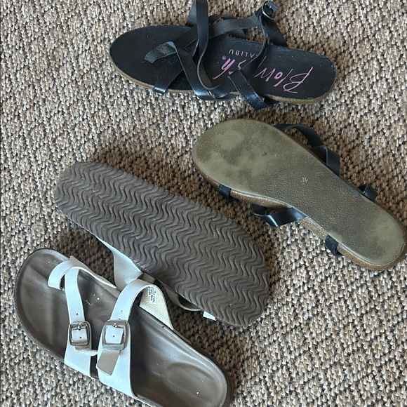 Madden Girl Bryceee Sandal 5M White Criss Cross Toe Straps Size 7 + FREE PAIR - Picture 5 of 7